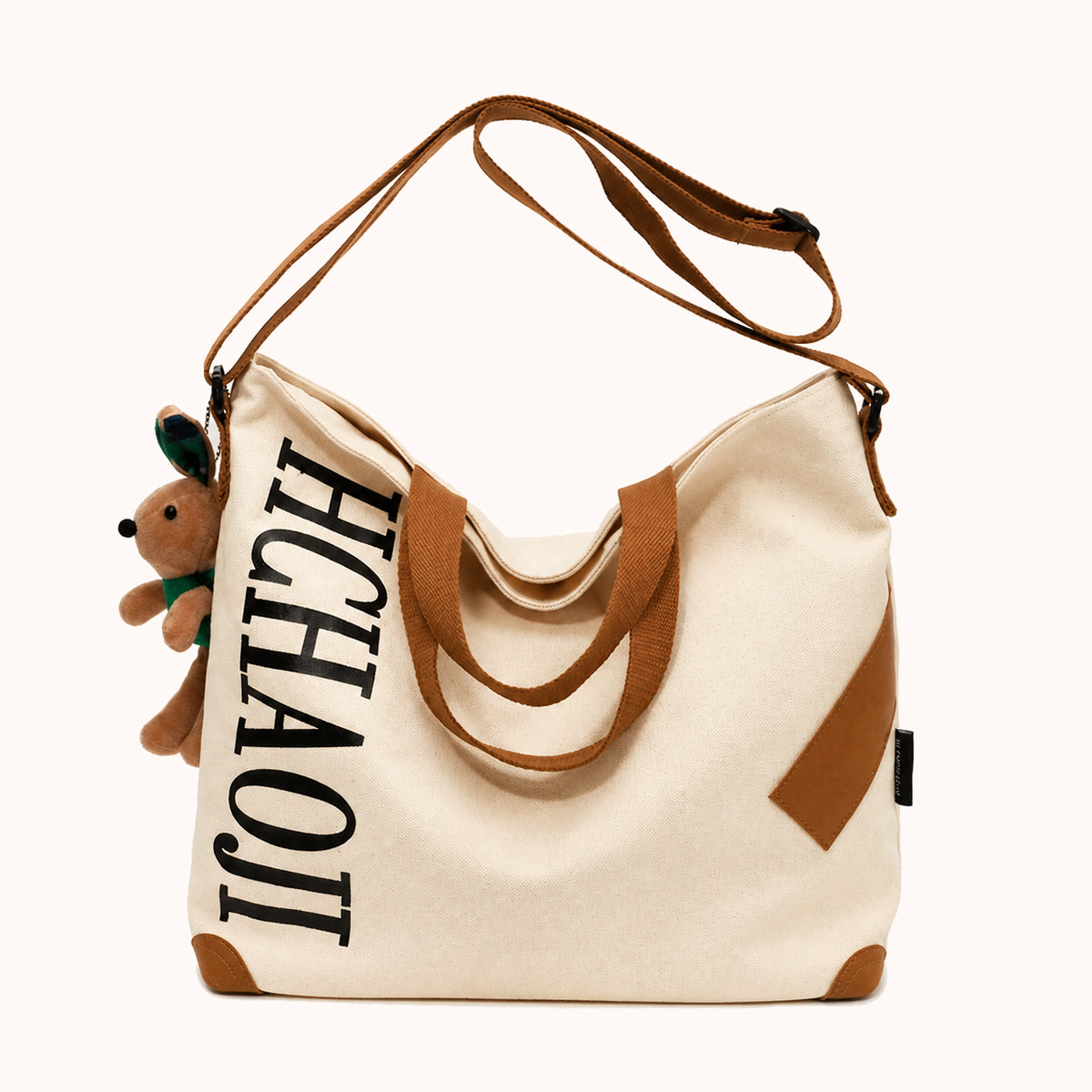 ARIPPULA FEF9F6 | fern-canvas-tote | close quality | 046__fern-canvas-tote__cream__front.webp