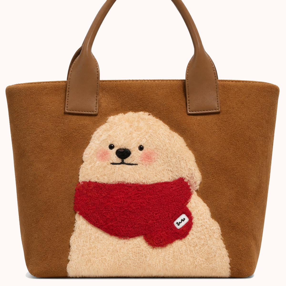 ARIPPULA FEF9F6 | muffin-plush-tote | close quality | 067__muffin-plush-tote__close-quality.webp