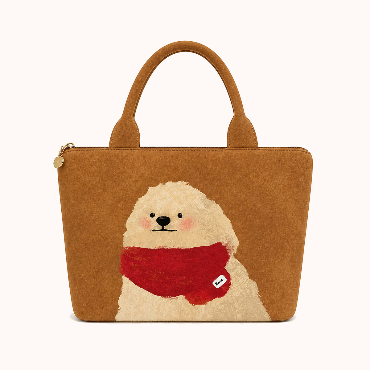ARIPPULA FEF9F6 | muffin-plush-tote | close quality | 068__muffin-plush-tote__zip-top__front.webp
