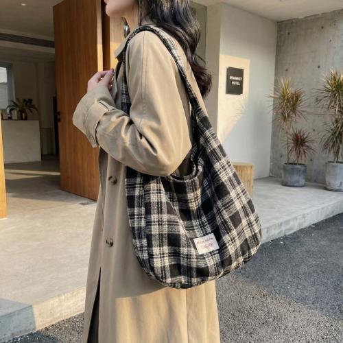 Thistle Canvas Shoulder Bag