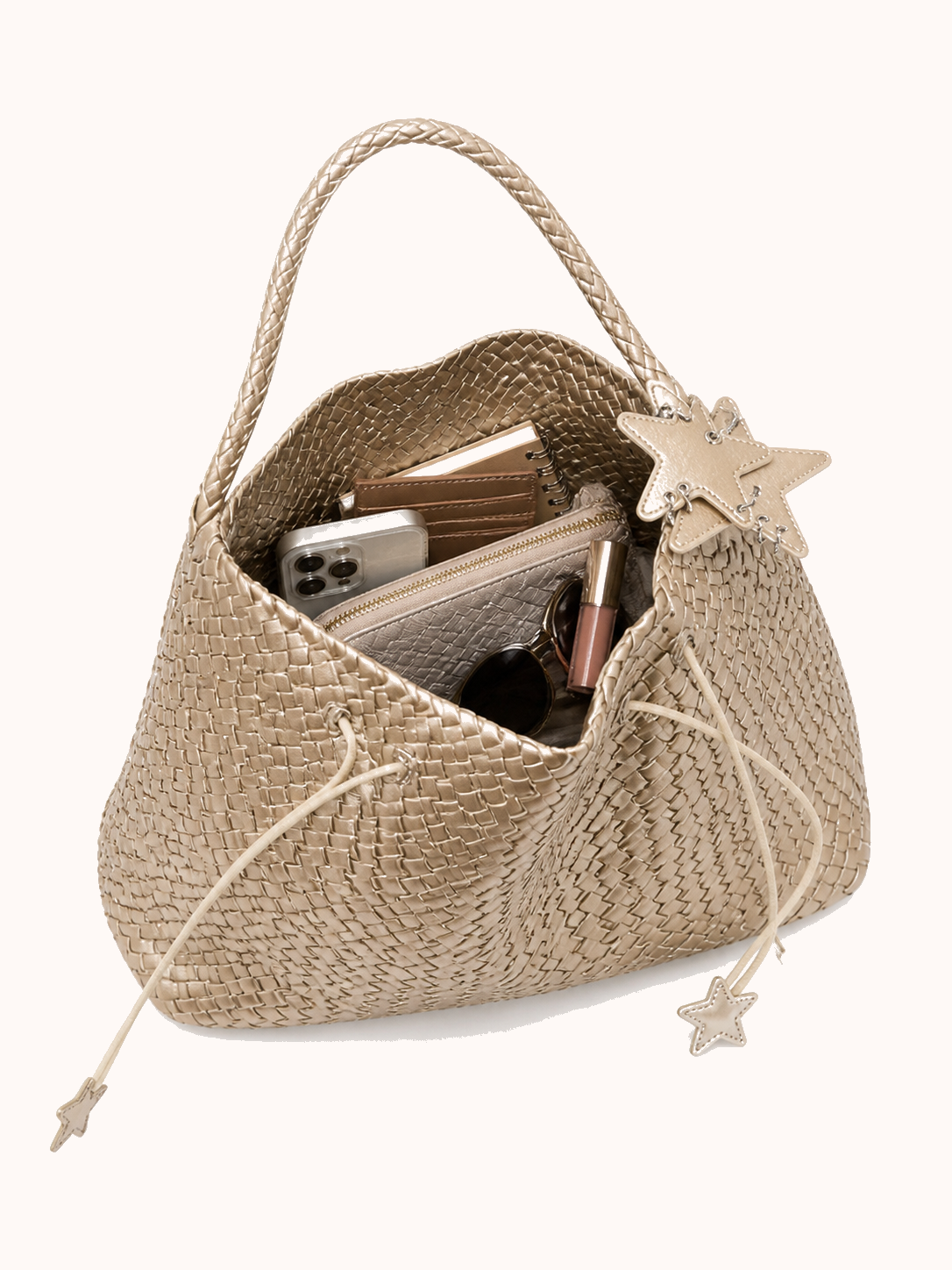 Open bag with everyday accessories