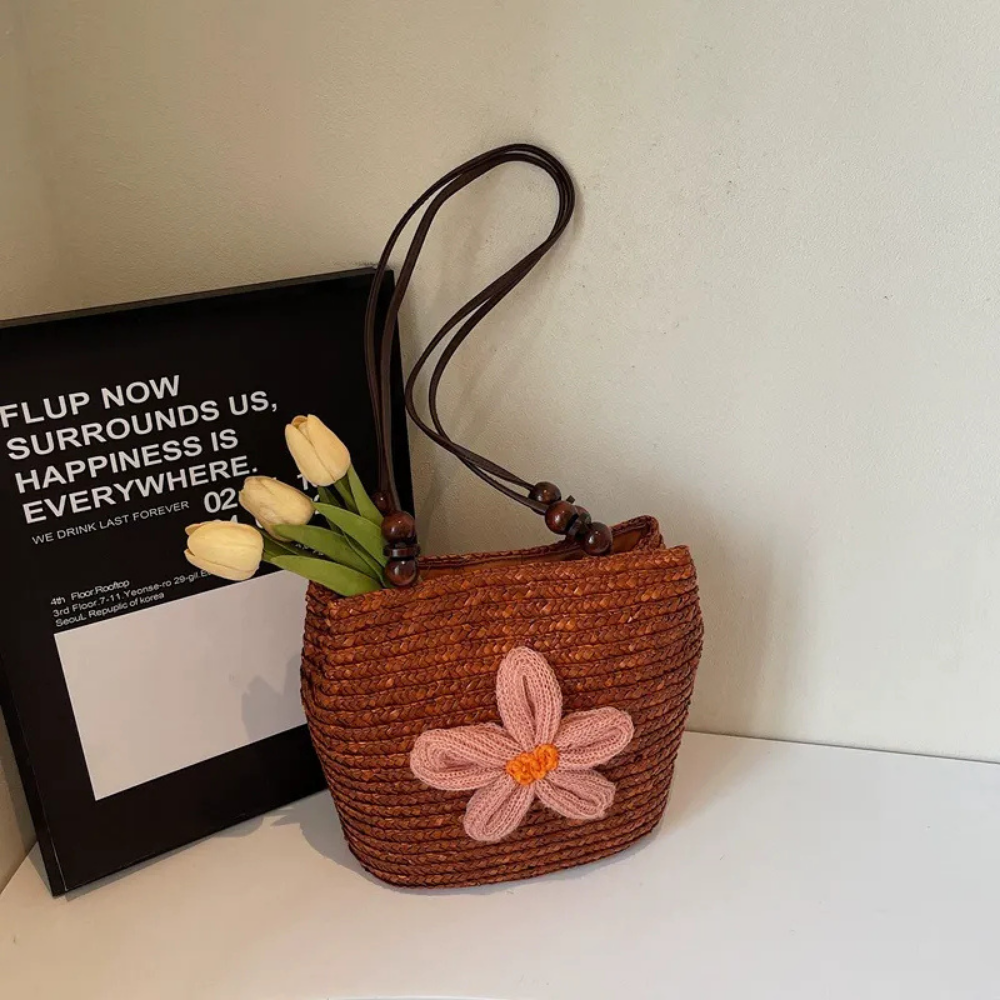 Fleurwave Woven Straw Shoulder Bag