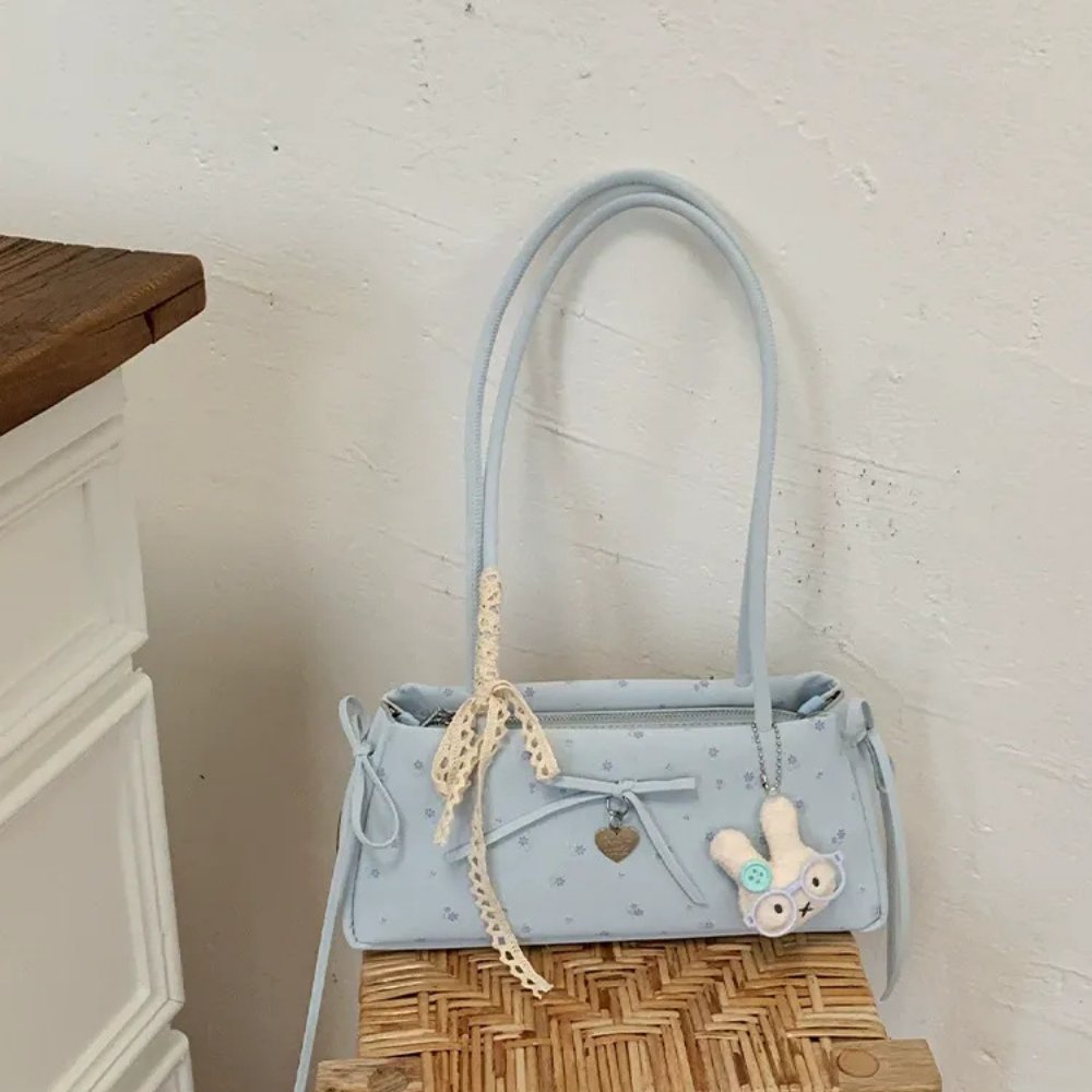 Célisse Slim Shoulder Bag