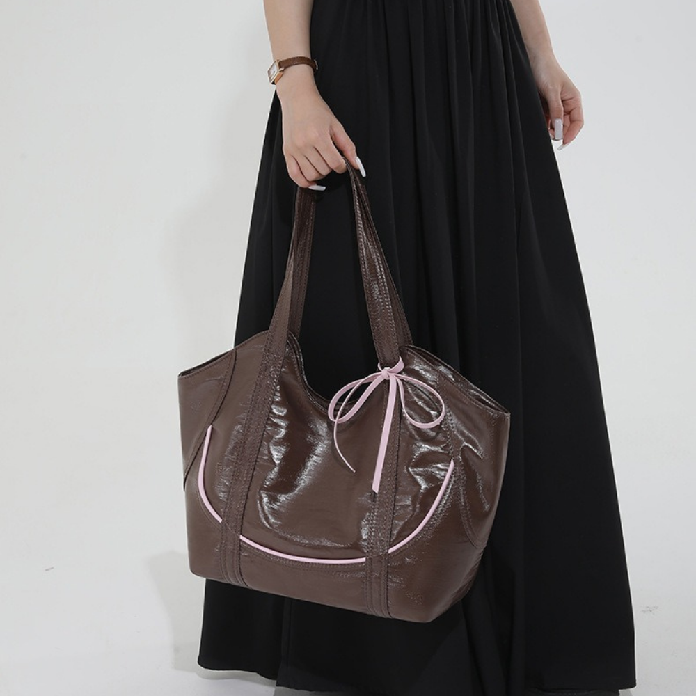 Clovara Glossy Tote Bag