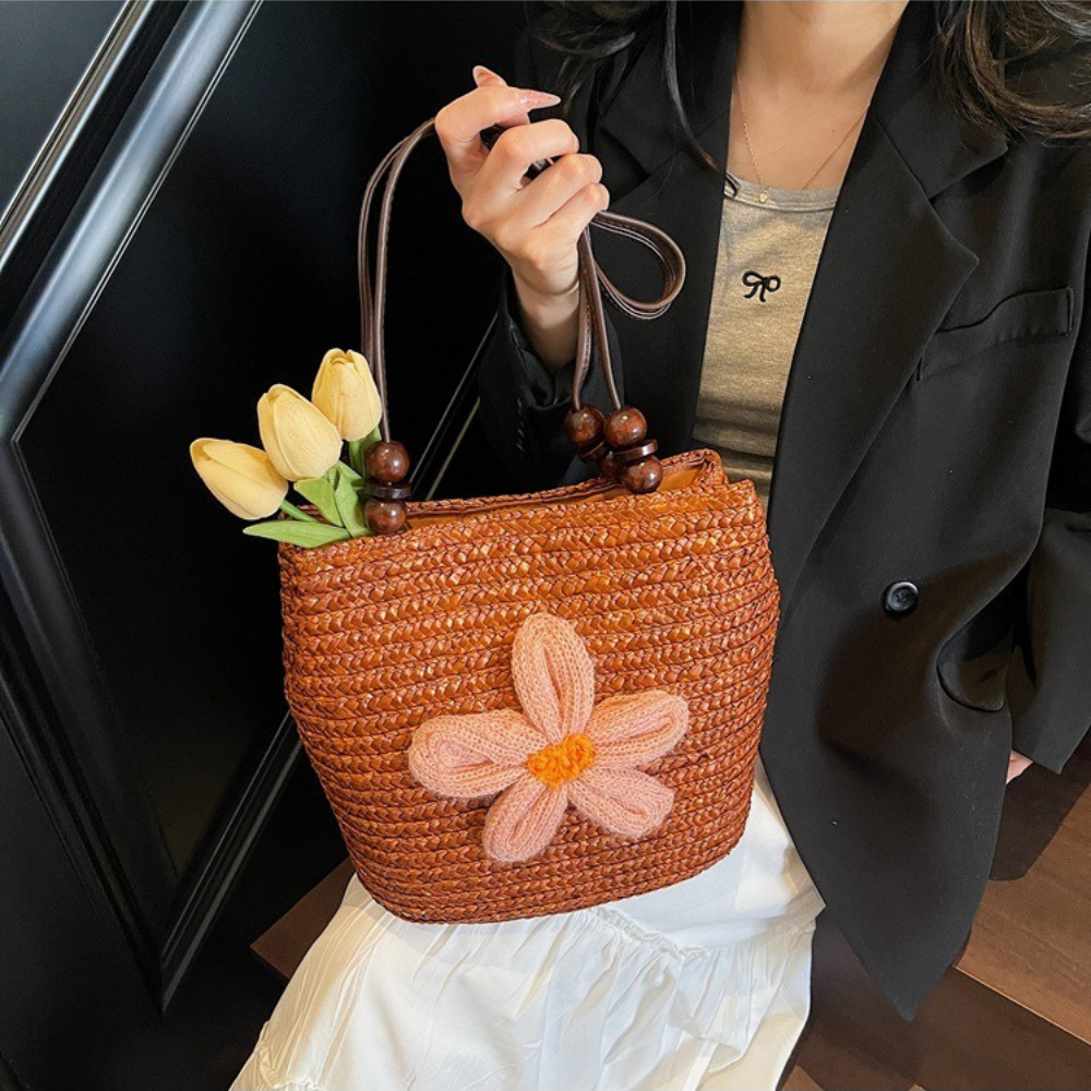 Fleurwave Woven Straw Shoulder Bag