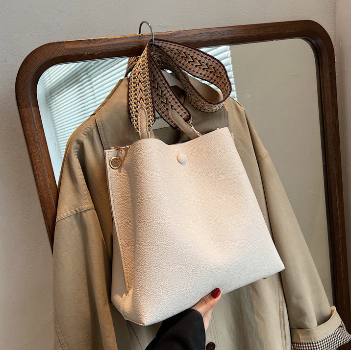 Léonore Vegan Leather Crossbody Bucket Bag