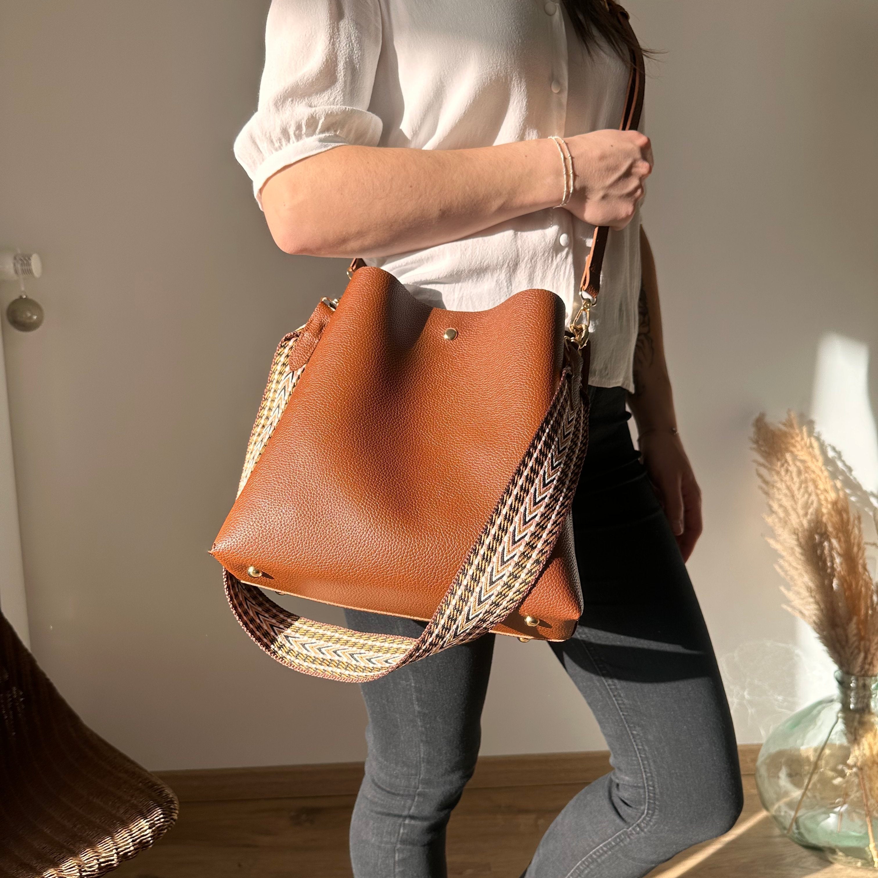 Léonore Vegan Leather Crossbody Bucket Bag