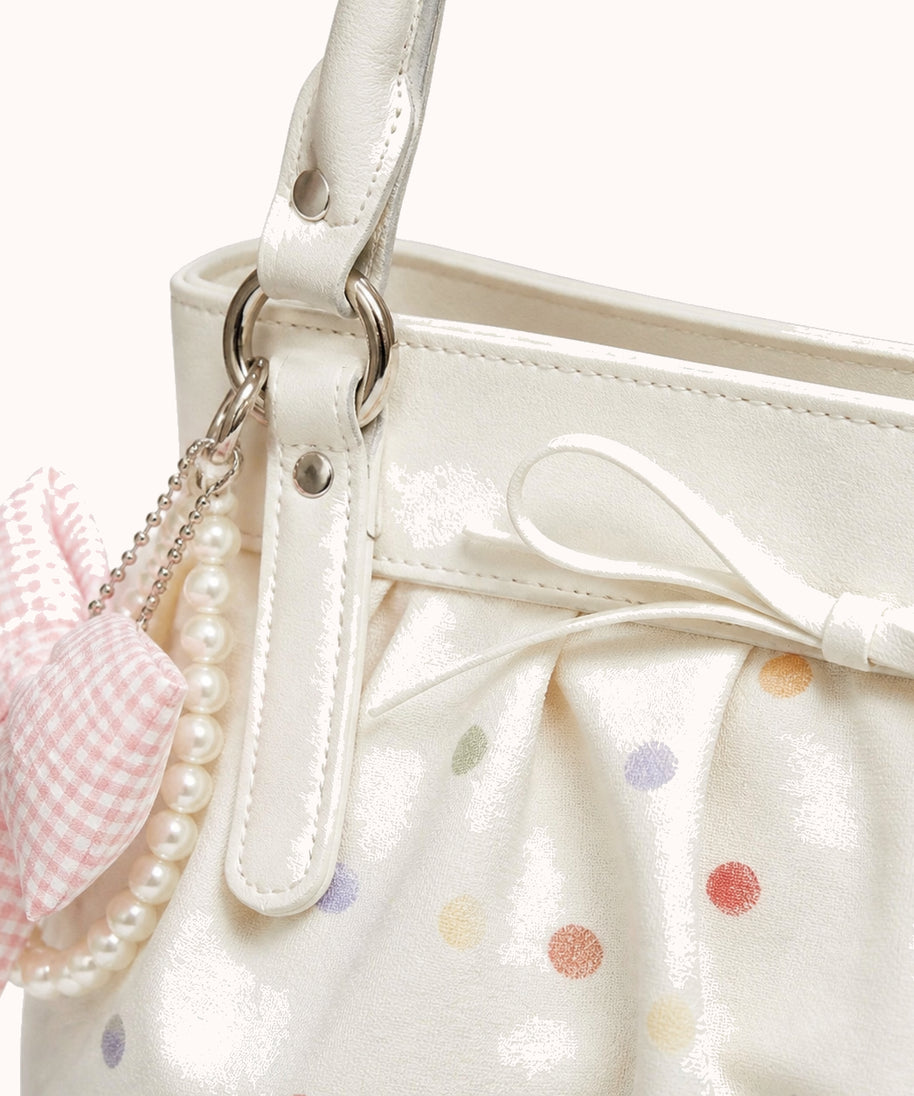 ARIPPULA FEF9F6 | bonbon-shoulder-bag | hardware detail | 005__bonbon-shoulder-bag__hardware-detail.webp