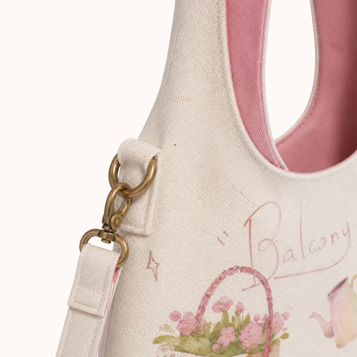 ARIPPULA FEF9F6 | balcony-spring-canvas-shoulder-bag | hardware detail | 018__balcony-spring-canvas-shoulder-bag__hardware-detail.webp