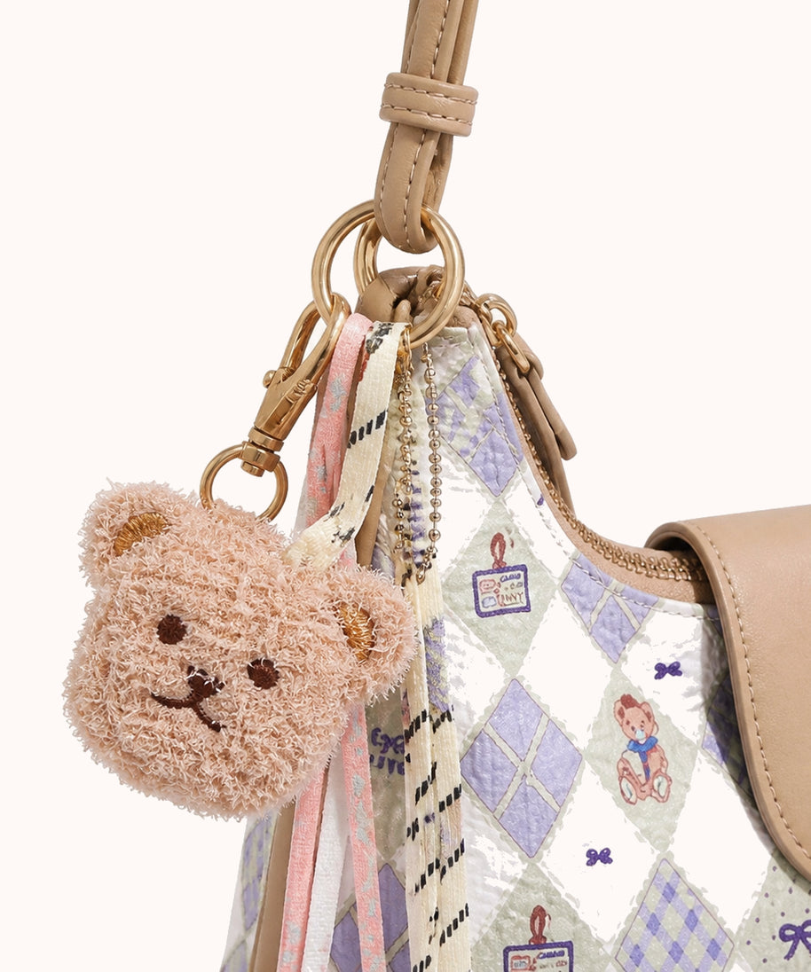 ARIPPULA FEF9F6 | diamond-canvas-shoulder-bag | hardware detail | 038__diamond-canvas-shoulder-bag__hardware-detail.webp