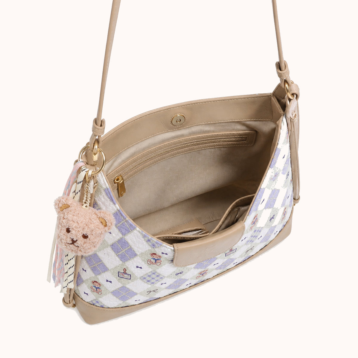 ARIPPULA FEF9F6 | diamond-canvas-shoulder-bag | interior | 038__diamond-canvas-shoulder-bag__interior.webp