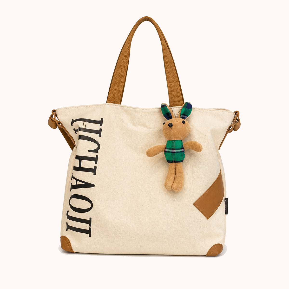 ARIPPULA FEF9F6 | fern-canvas-tote | close quality | 050__fern-canvas-tote__cream-charm__front.webp