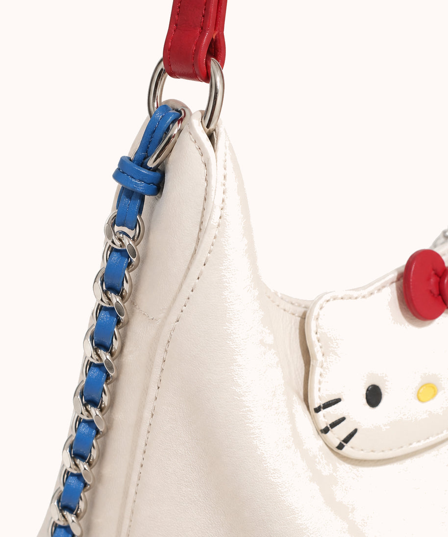 ARIPPULA FEF9F6 | kitty-smooth-shoulder-bag | hardware detail | 055__kitty-smooth-shoulder-bag__hardware-detail.webp