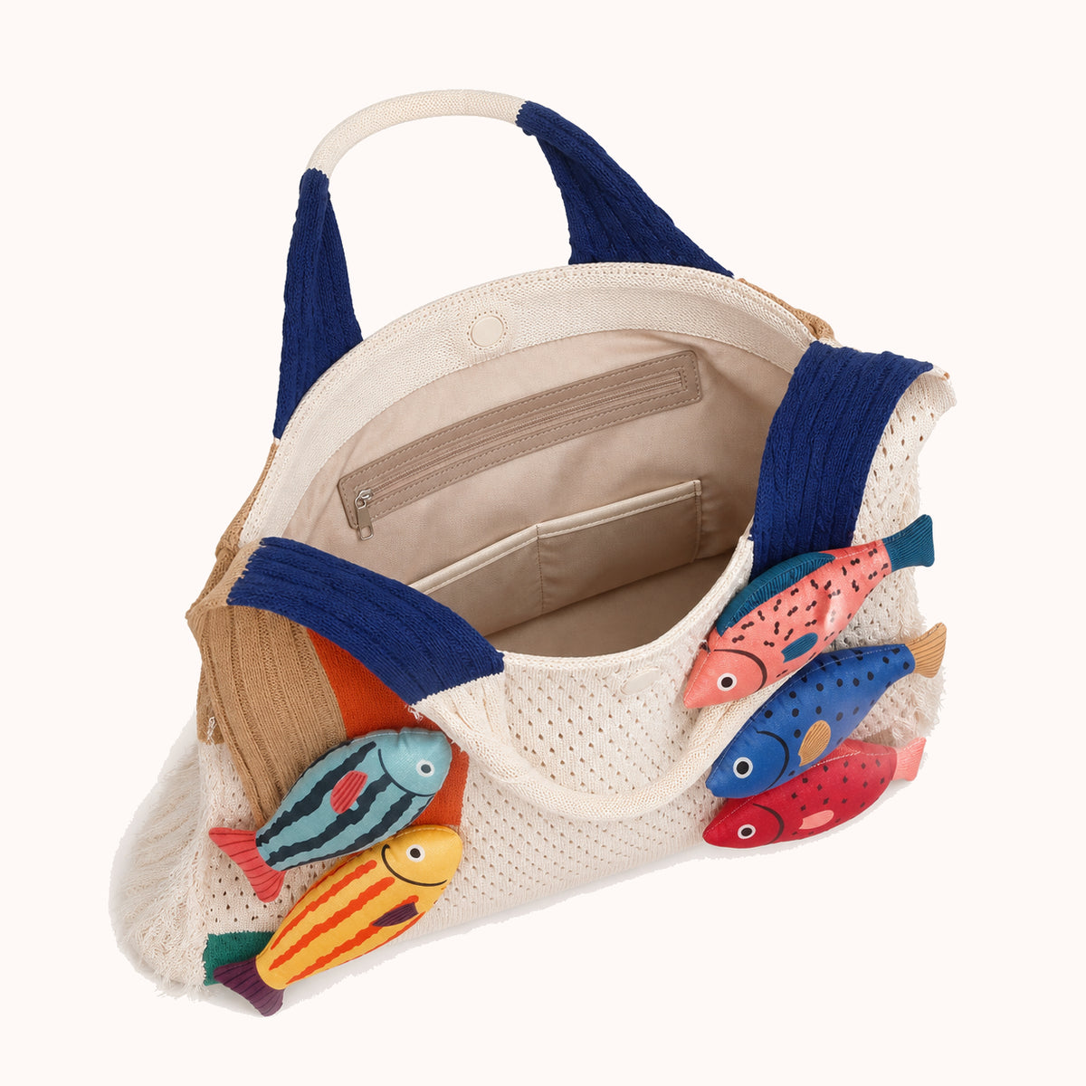 ARIPPULA FEF9F6 | shoal-knit-tote | interior | 087__shoal-knit-tote__interior.webp