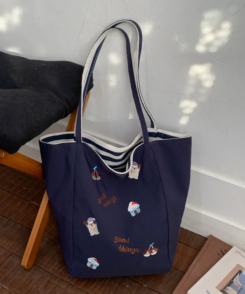 Fioratta Embroidered Tote Bag