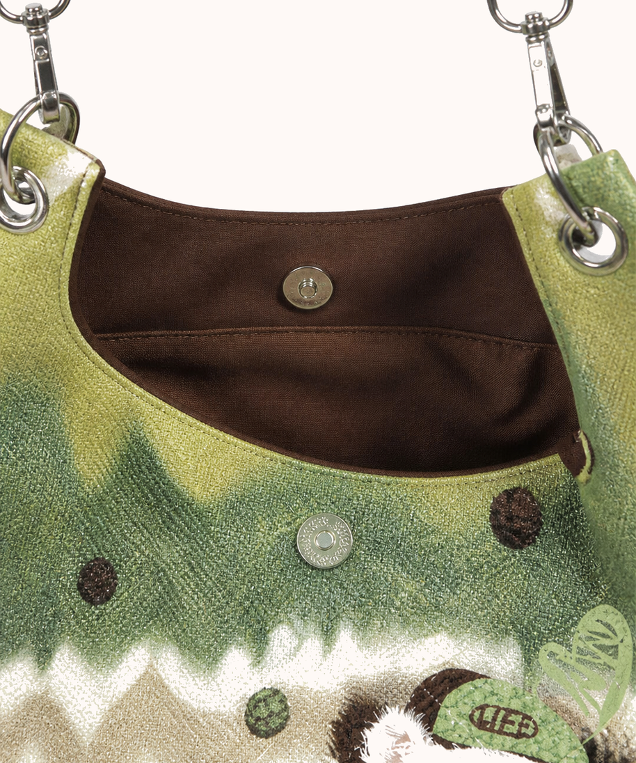 Closure detail