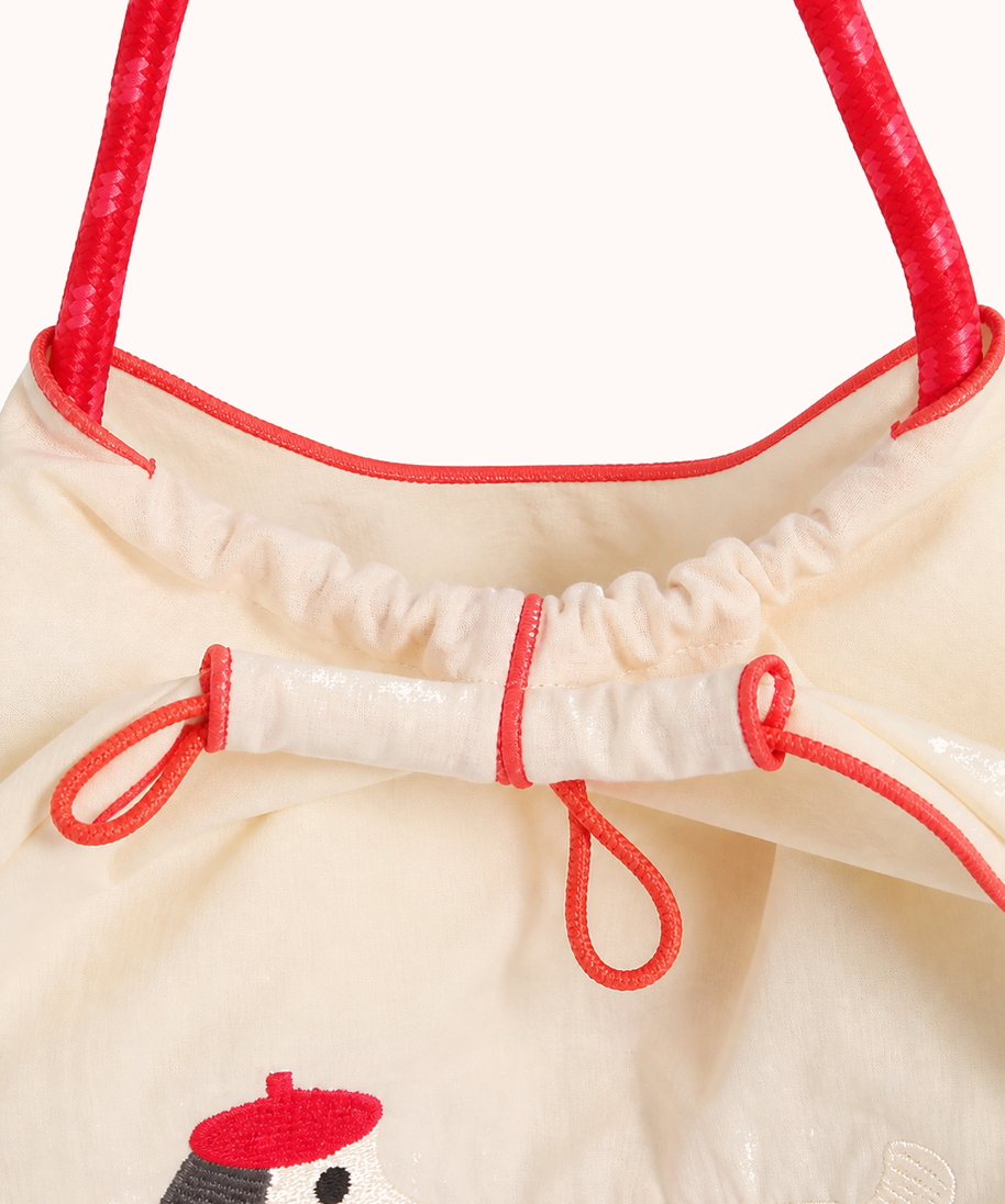 Closure detail