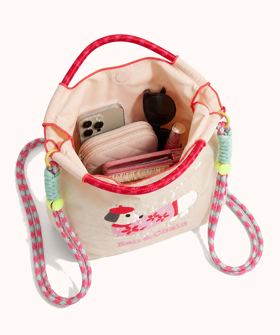 Open bag with everyday accessories