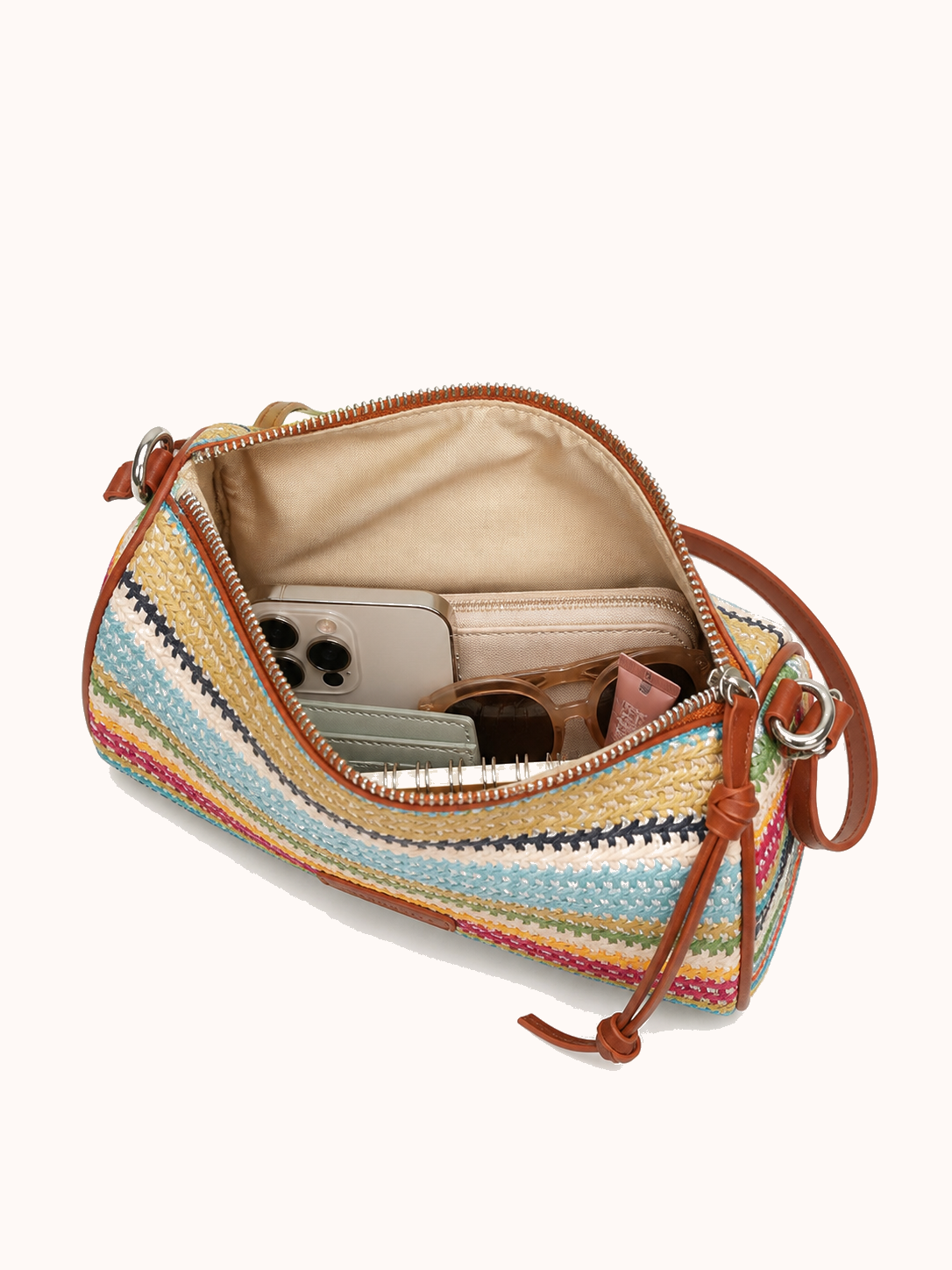 Open bag with everyday accessories