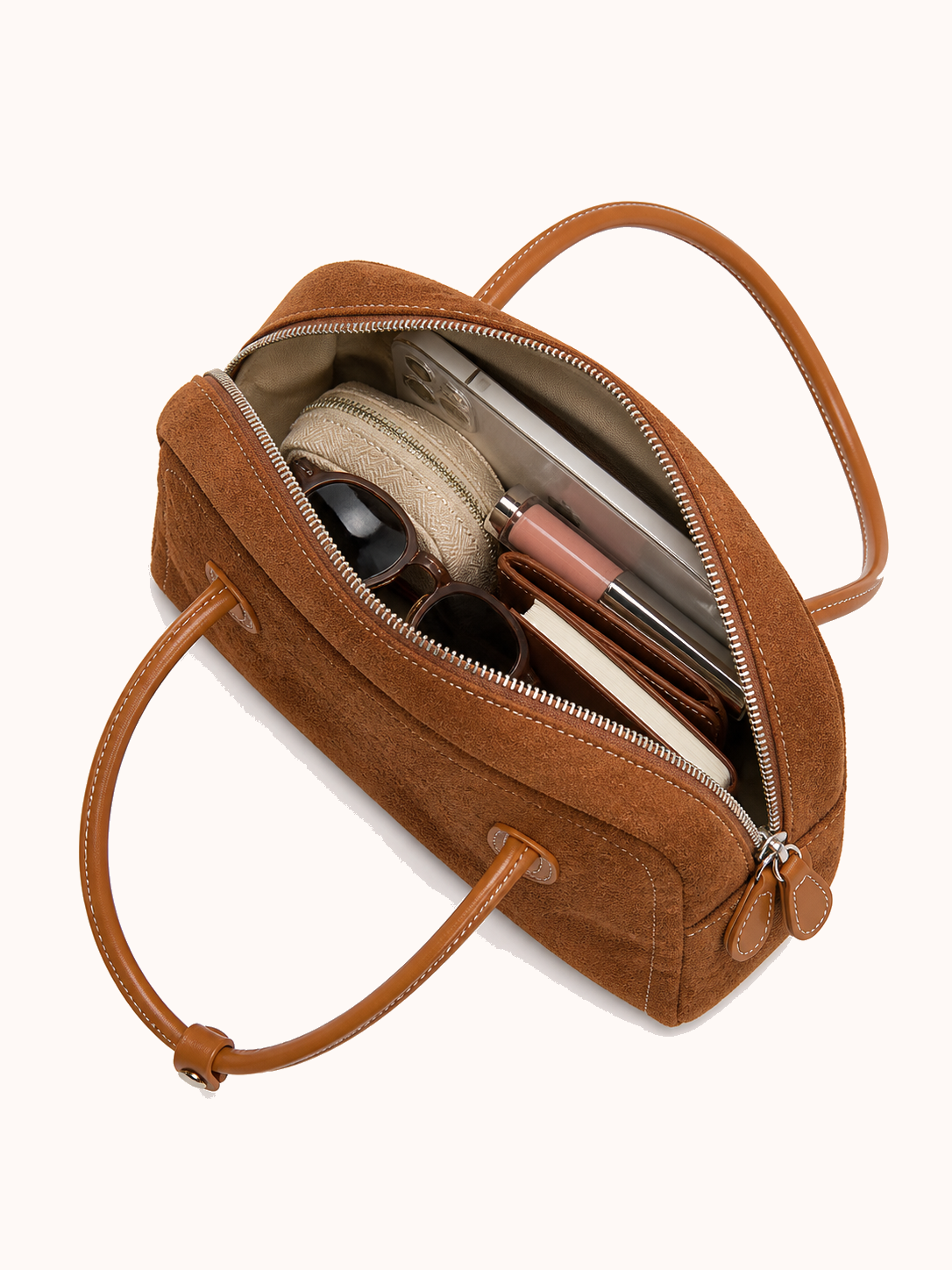 Open bag with everyday accessories