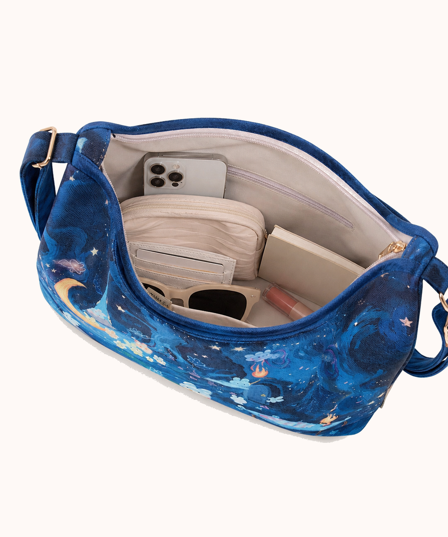 Open bag with everyday accessories