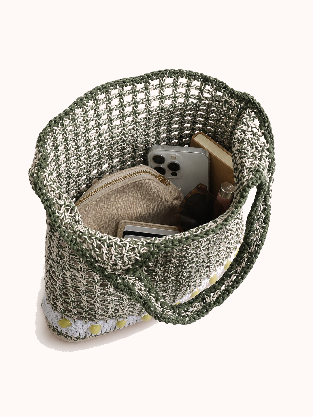 Open bag with everyday accessories