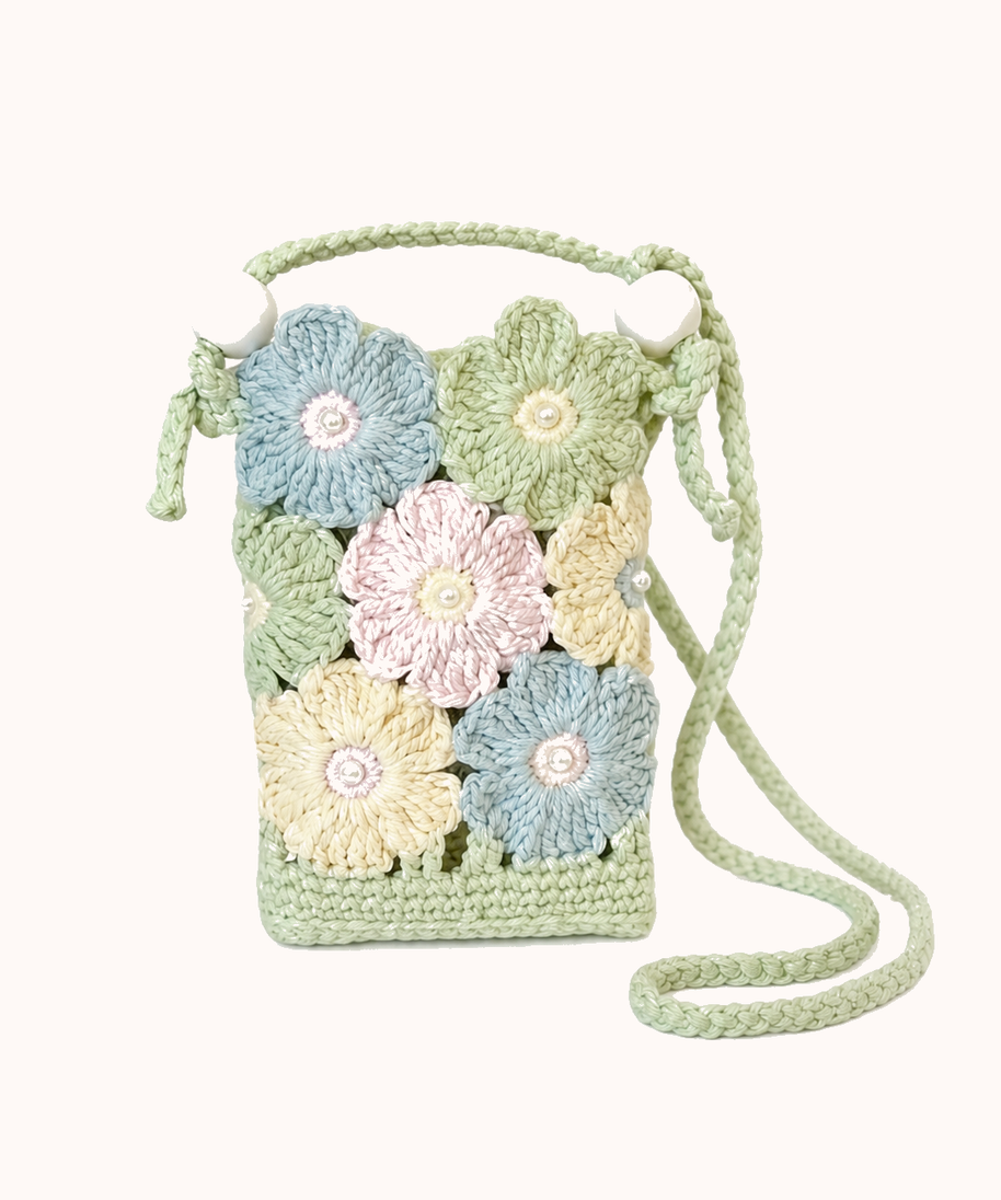 Green Flower · Finished front view