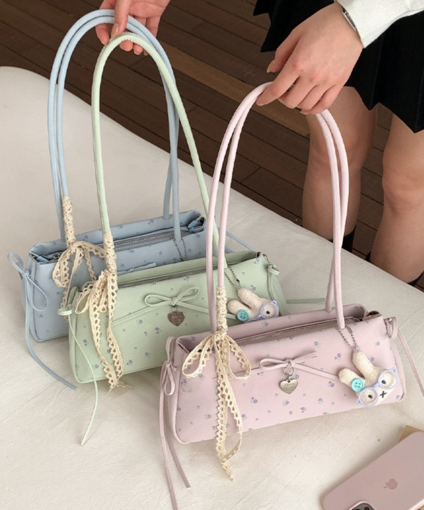 Célisse Slim Shoulder Bag