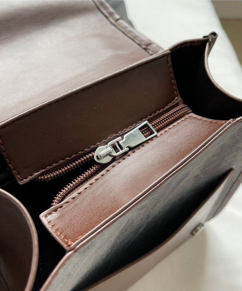Nyvra Compact Flap Shoulder Bag