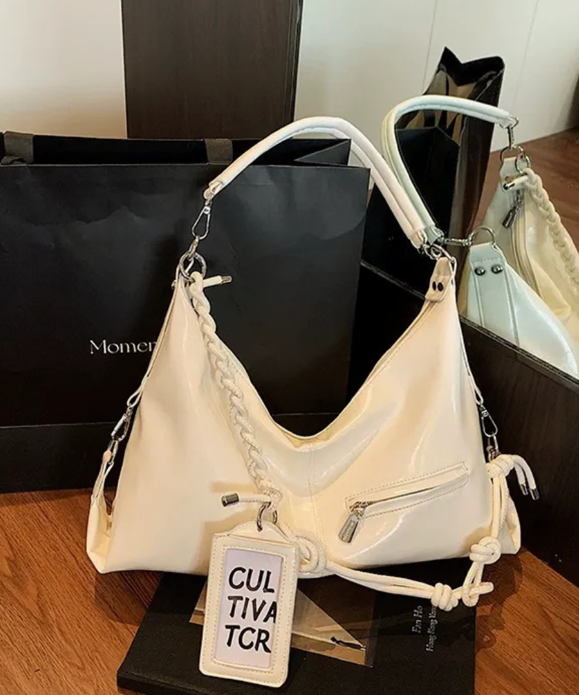 Viresta Knotted Shoulder Bag