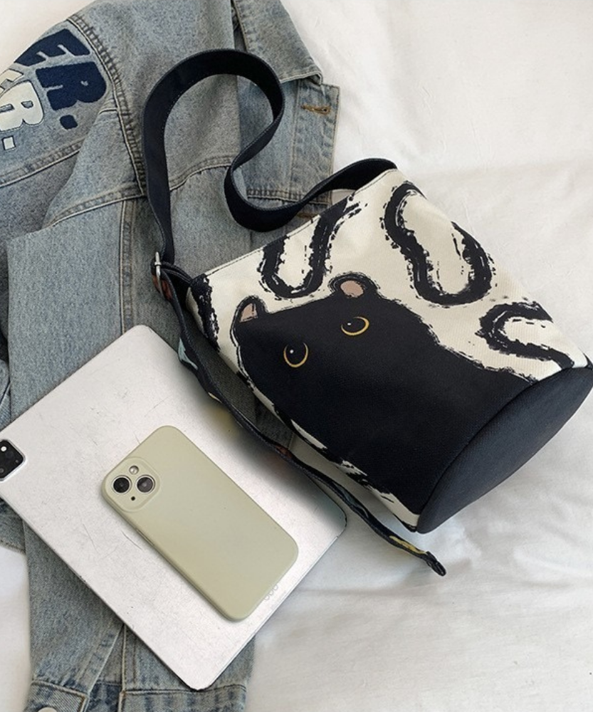 Kerina Printed Bucket Bag