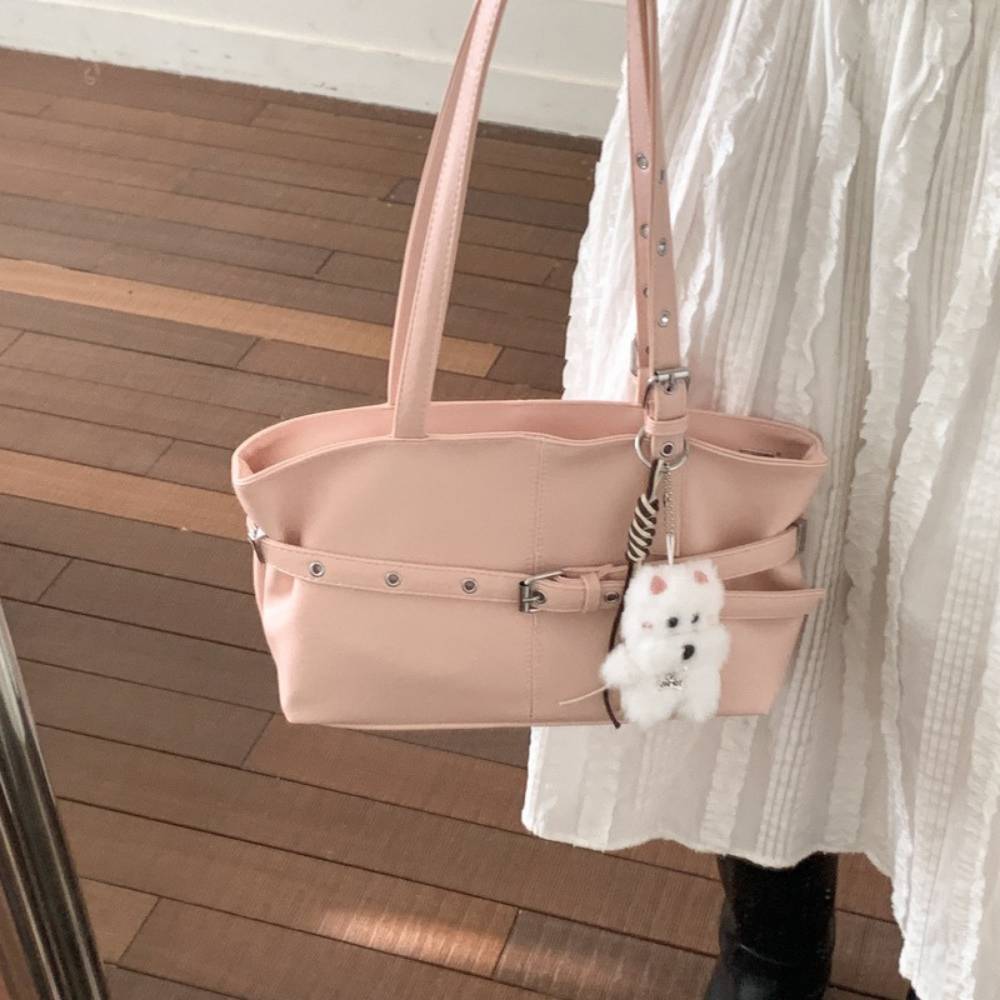 Lioré Shoulder Bag