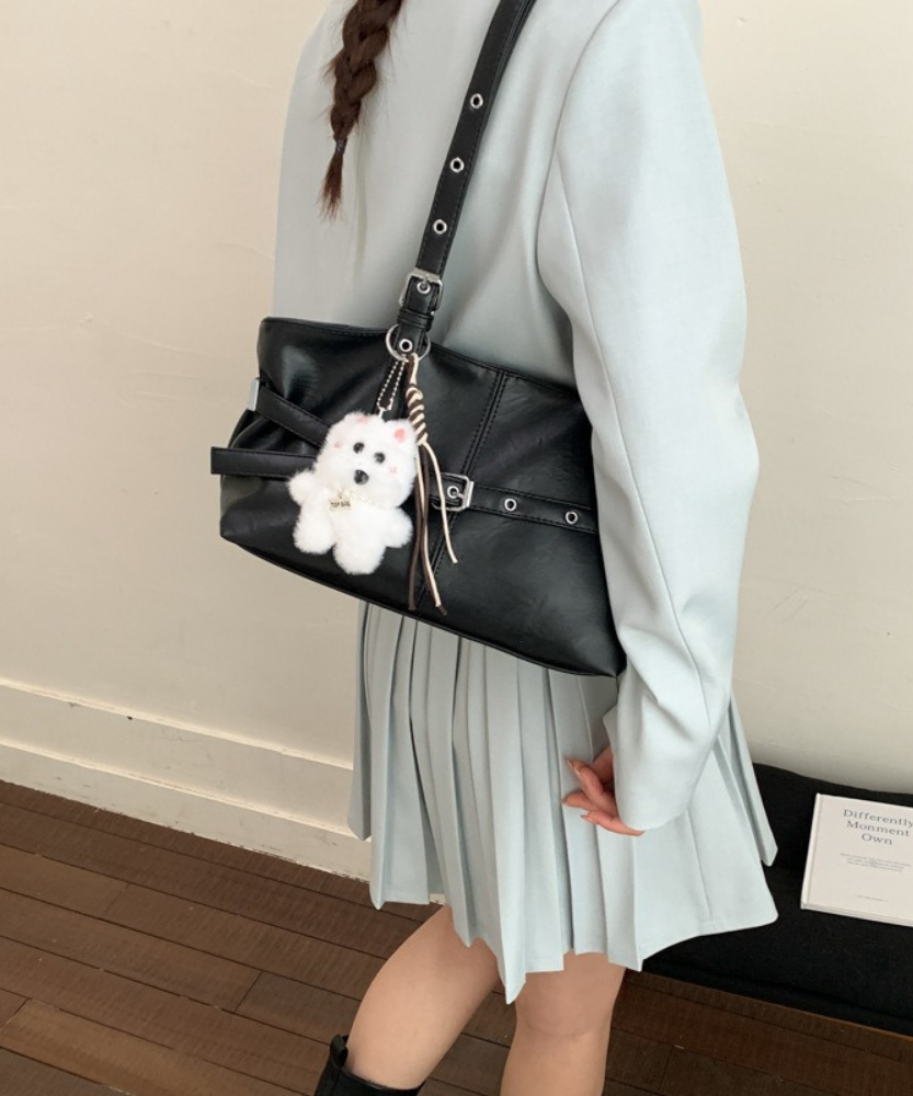 Lioré Shoulder Bag