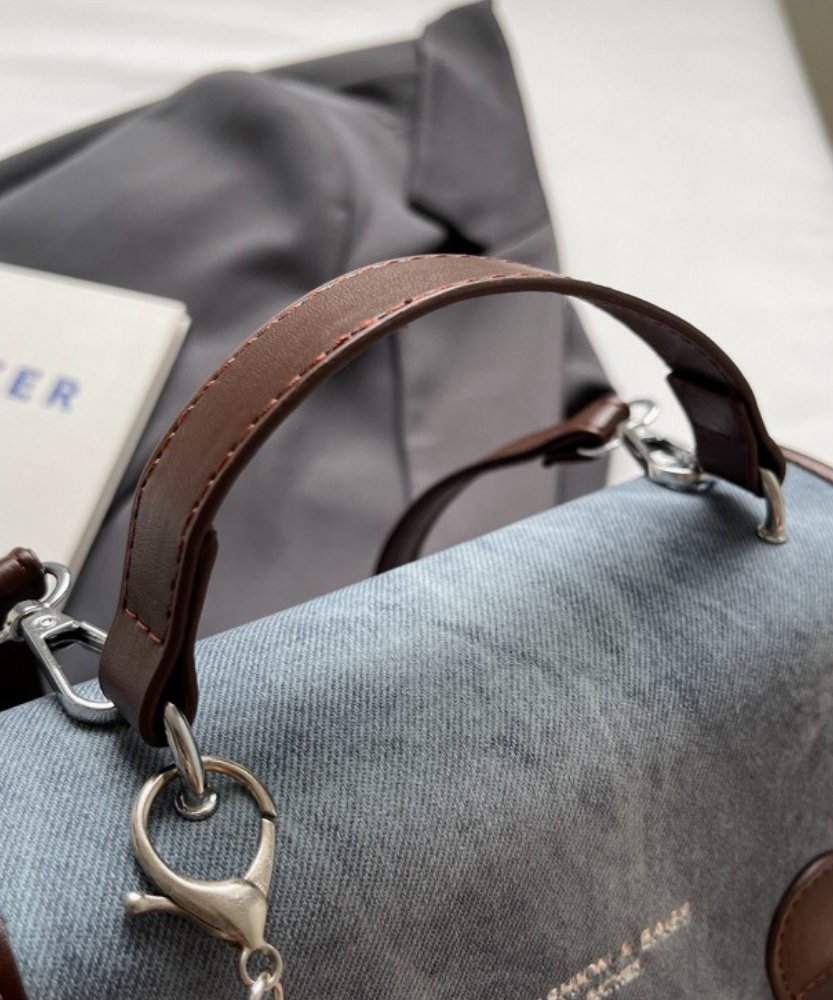 Nyvra Compact Flap Shoulder Bag