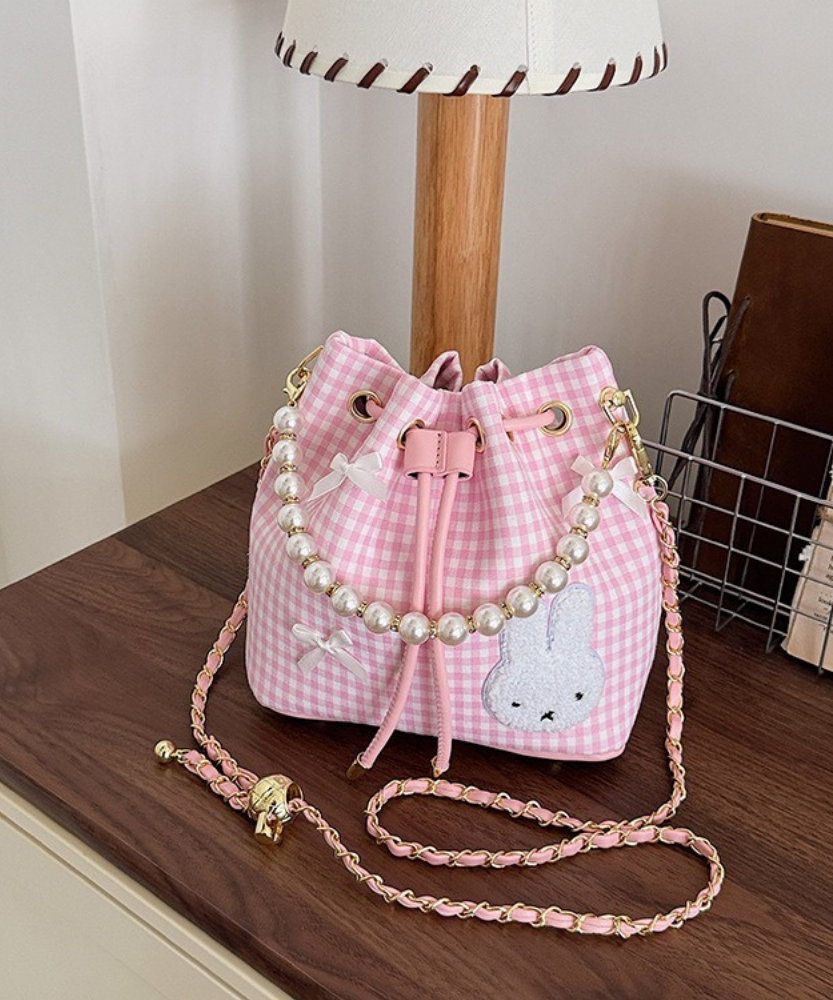 Quenra Bucket Bag