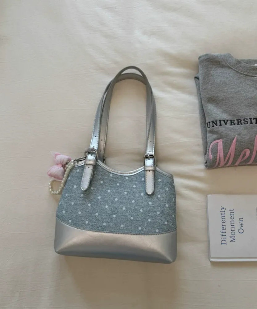 Noirette Bow Charm Shoulder Bag