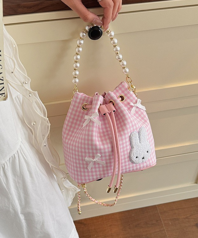 Quenra Bucket Bag