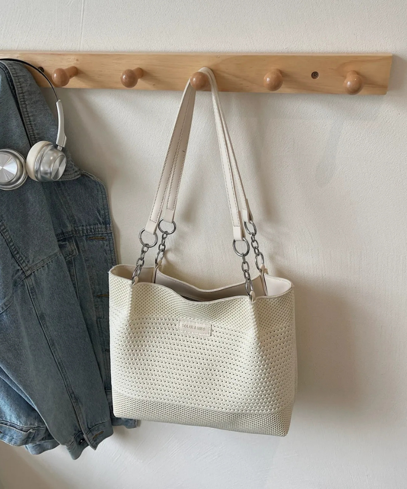 Vivelle Woven Tote Bag