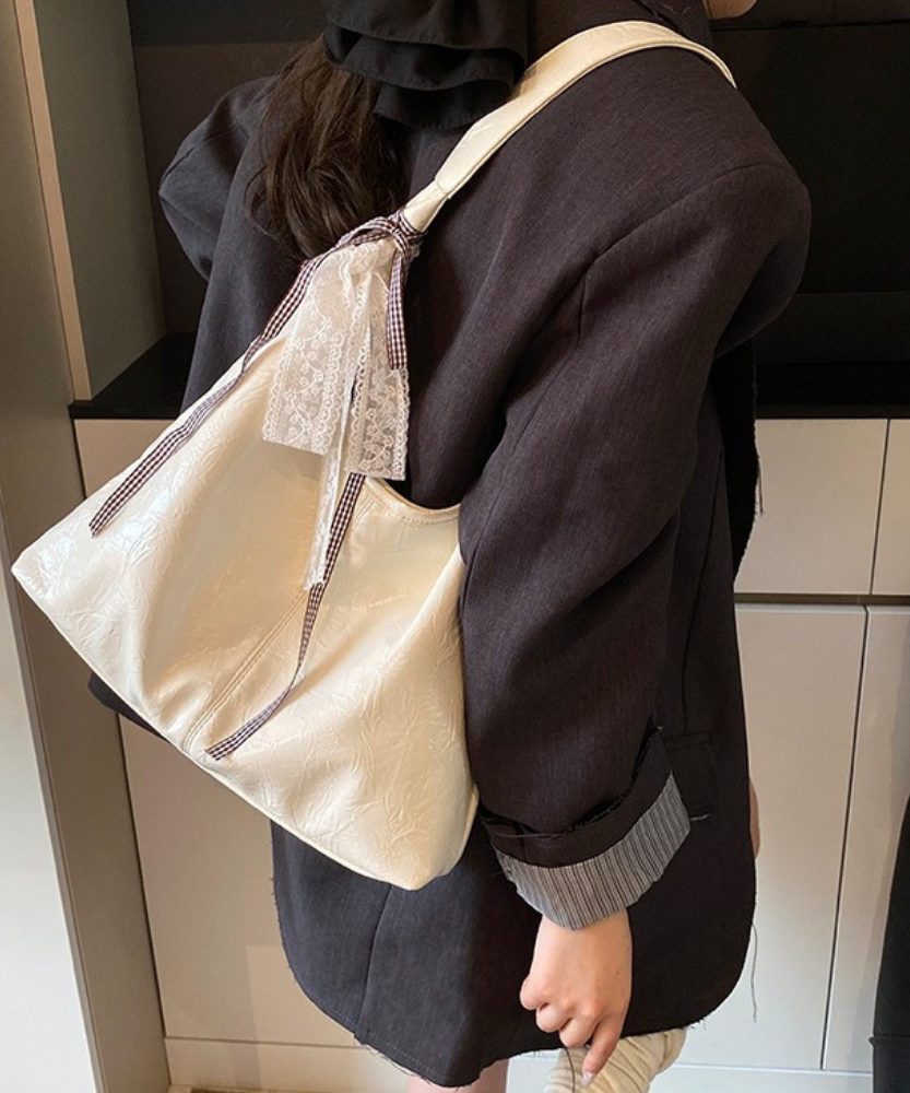 Théophane Shoulder Bag