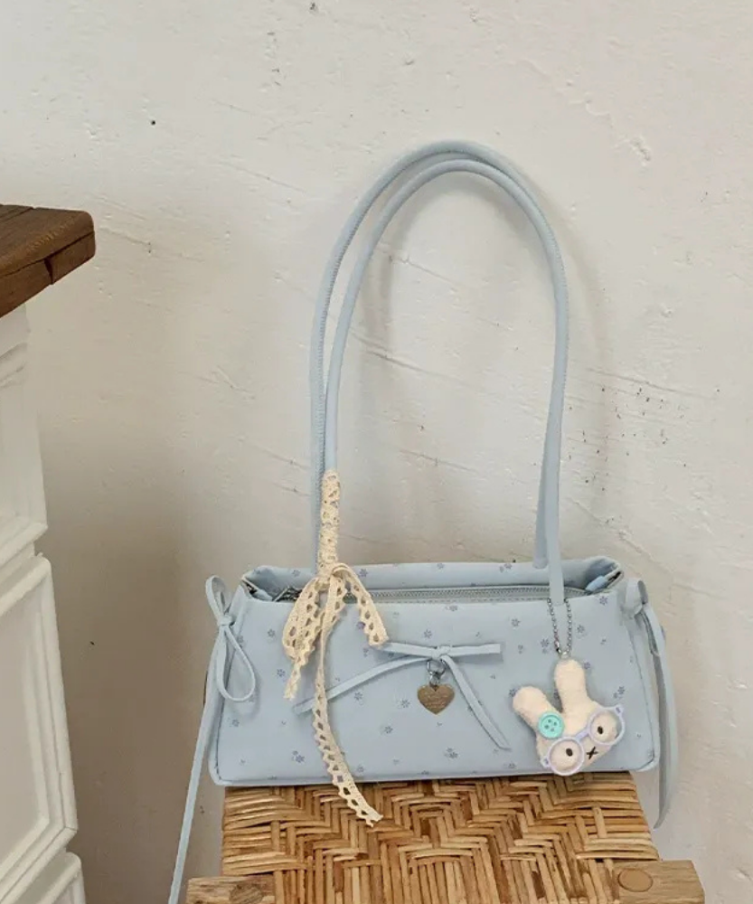 Célisse Slim Shoulder Bag