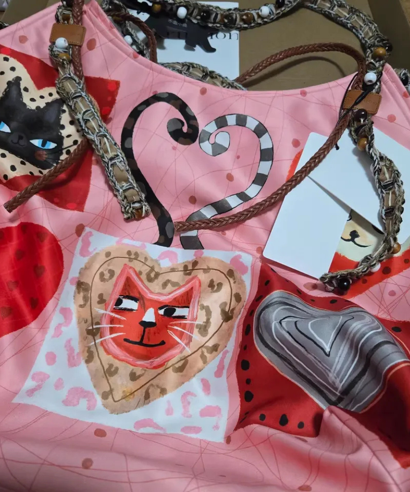 Cœuria Cat Print Shoulder Bag
