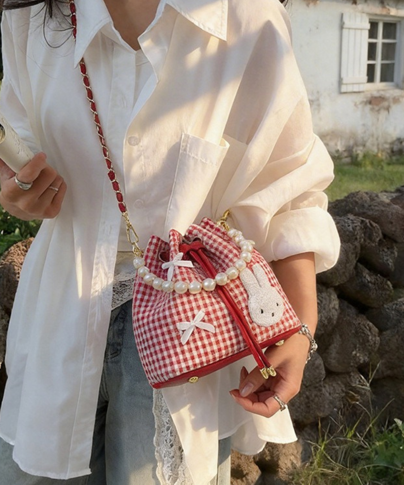 Quenra Bucket Bag