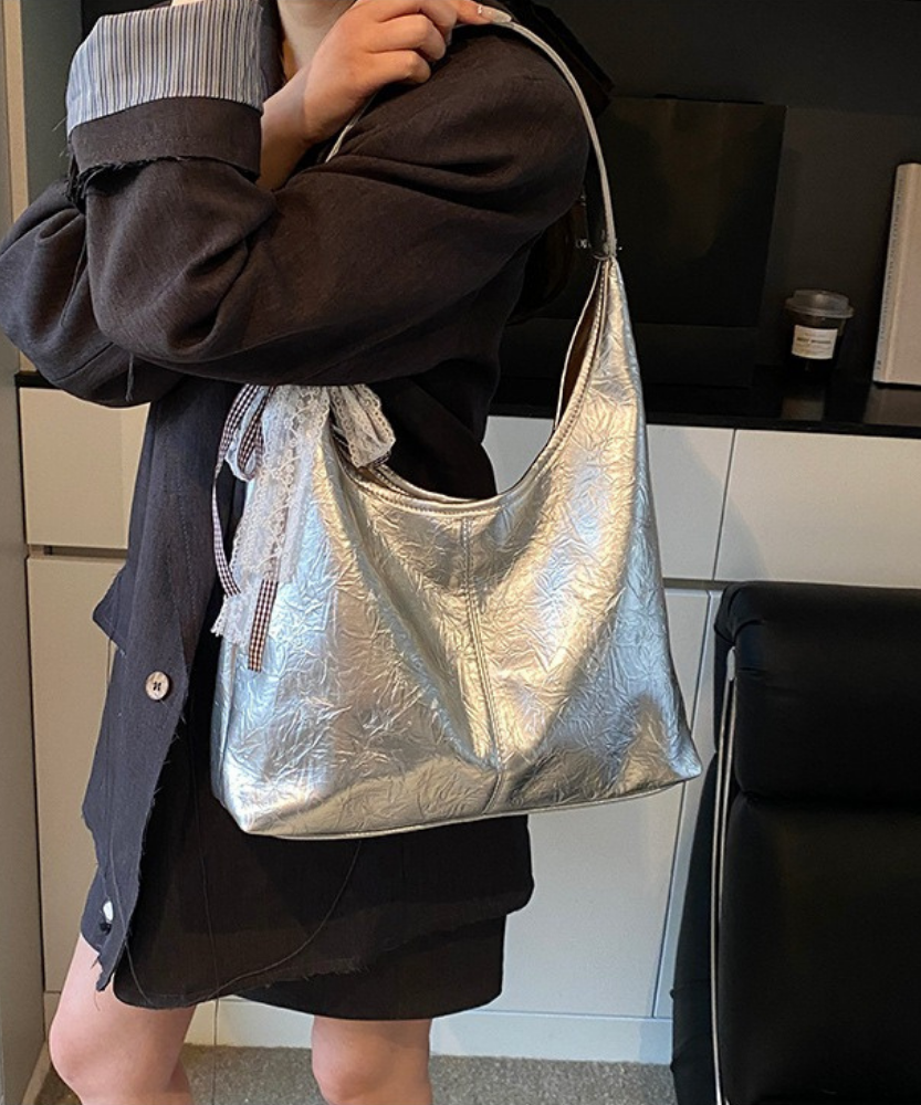 Théophane Shoulder Bag