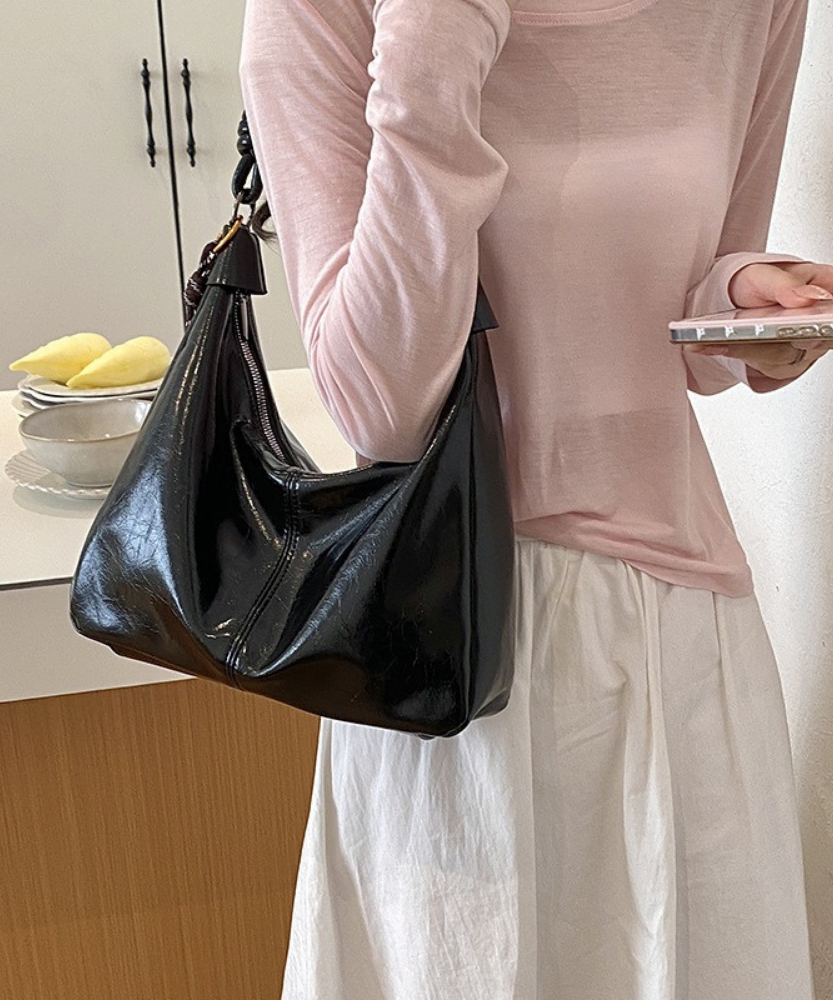Léonie Glossy Hobo Bag