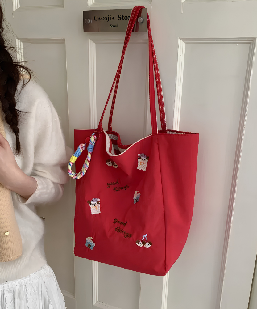 Fioratta Embroidered Tote Bag