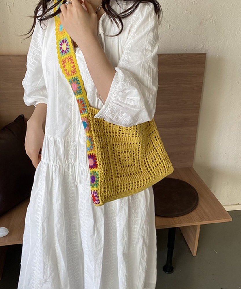 Calyra Woven Bag
