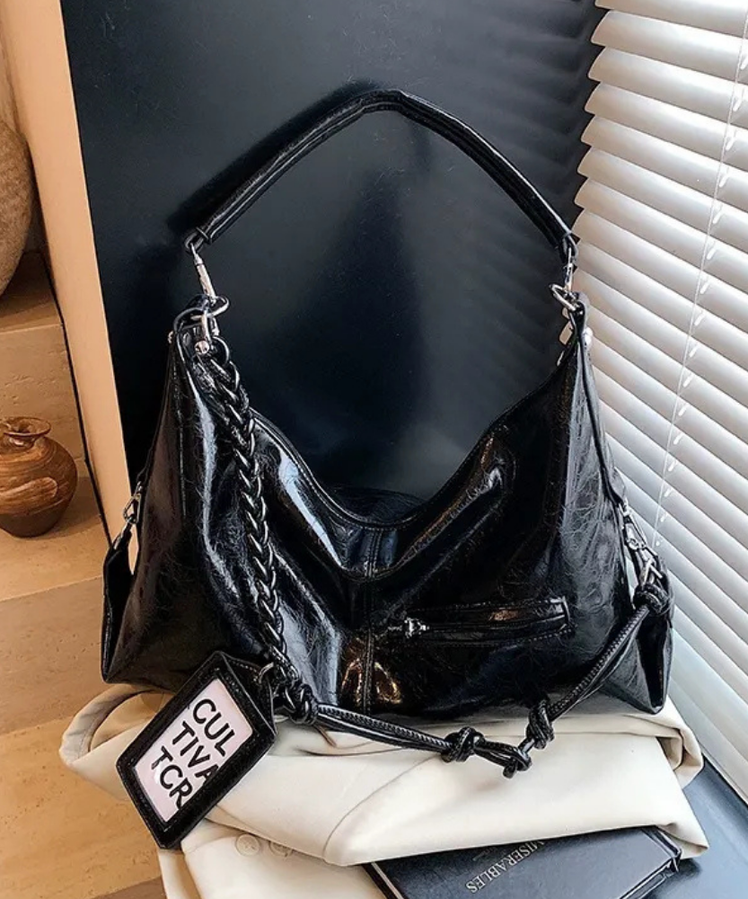 Viresta Knotted Shoulder Bag