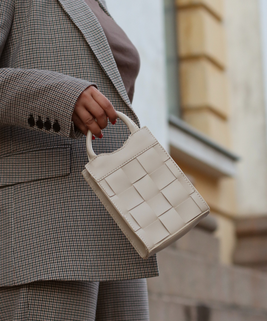 Calicé Crossbody Phone Bag