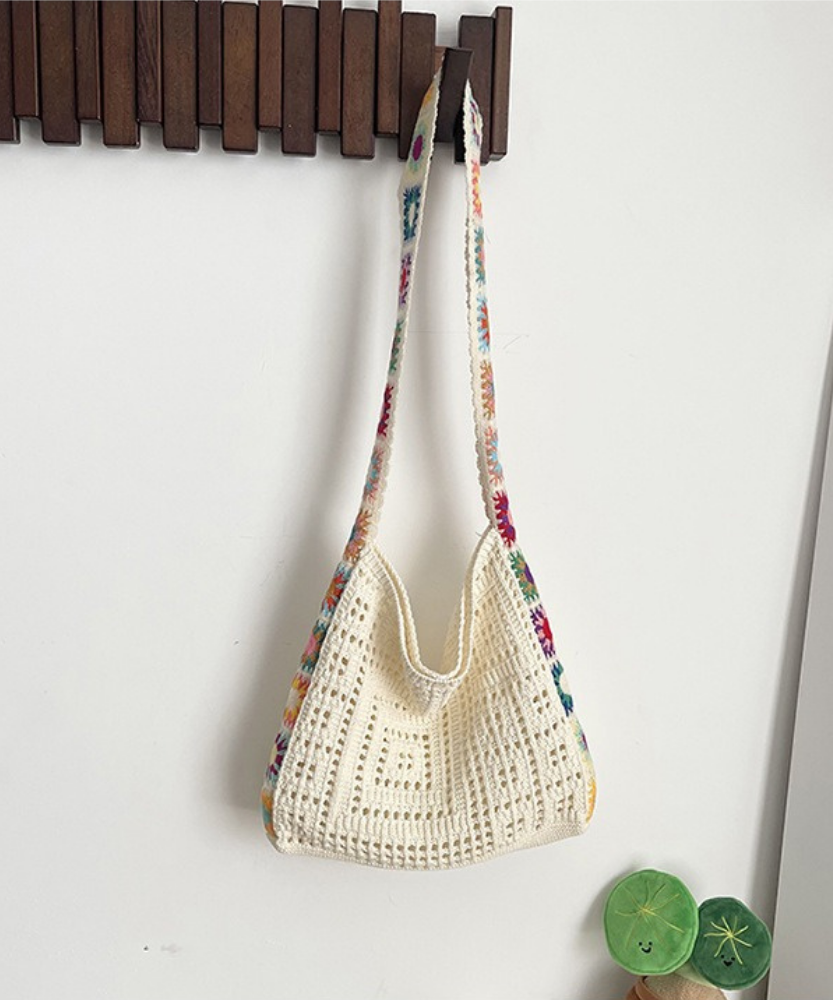 Calyra Woven Bag