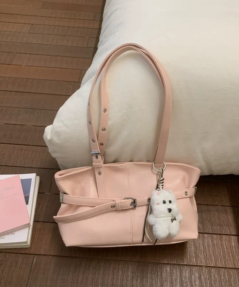 Lioré Shoulder Bag